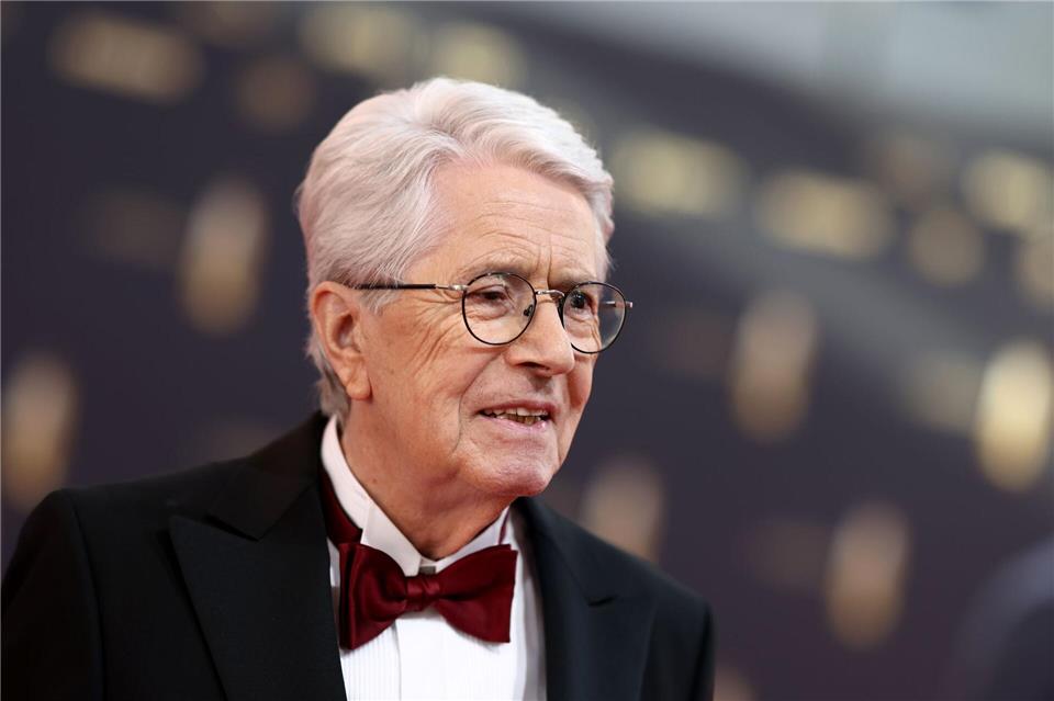 Der TV-Moderator Frank Elstner bekommt einen Grimme-Sonderpreis. (Archivbild)Rolf Vennenbernd/dpa