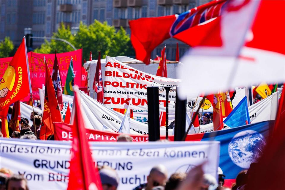 Der Tag der Arbeit - ein Tag des Protests der Gewerkschaften, wie hier in Berlin.Carsten Koall/dpa