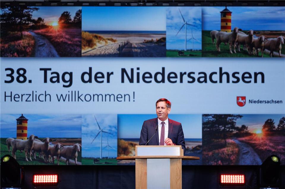 Der Tag der Niedersachsen ist Chefsache: Ministerpräsident Lies eröffnete das Festwochenende.Friso Gentsch/dpa