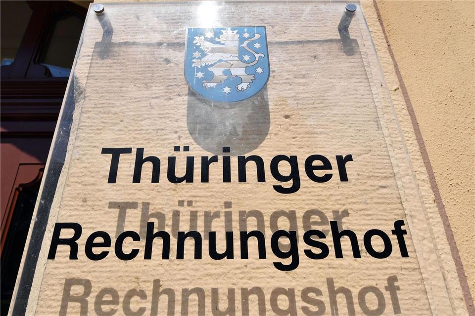 Der Thüringer Rechnungshof blickt in einem Prüfbericht kritisch auf das Thüringenkolleg in Weimar. (Symbolbild)Martin Schutt/dpa-Zentralbild/dpa
