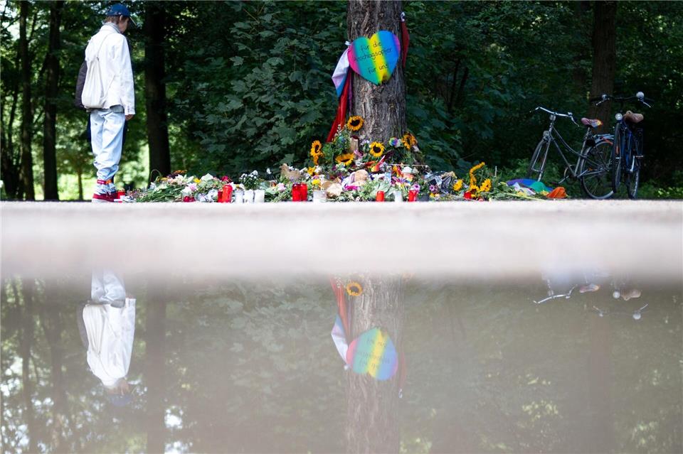 Der Tiergarten ist ein Ort zum Trauern geworden.Sebastian Christoph Gollnow/dpa