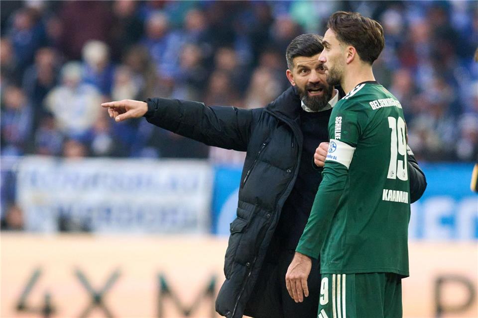 Der Trainer und sein Kapitän: Garanten für Schalkes Aufschwung.Bernd Thissen/dpa