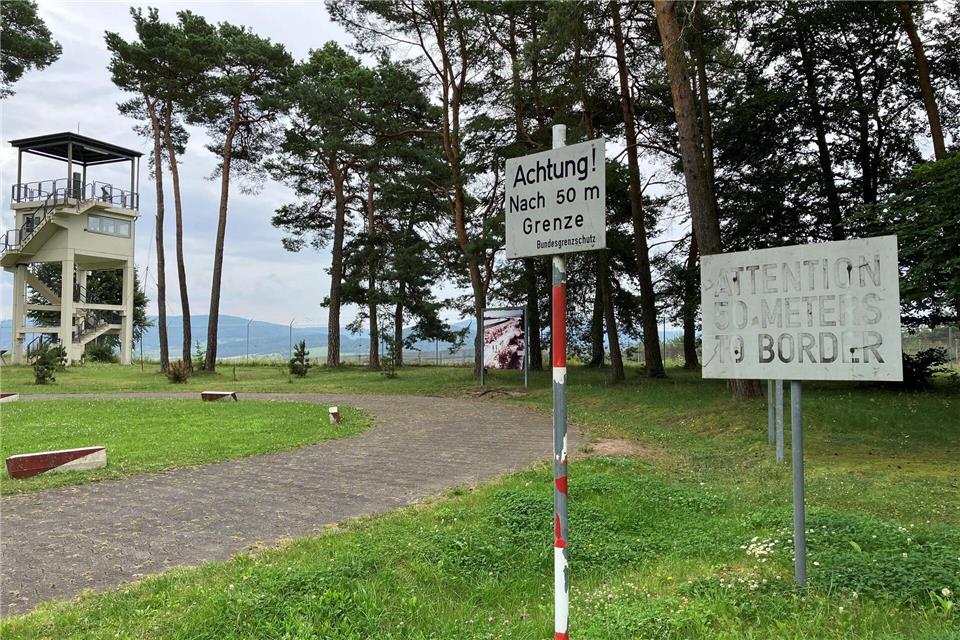 Der US-Beobachtungspunkt Point Alpha an der innerdeutschen Grenze galt einst als „der heißeste Ort im Kalten Krieg“. Auf Wachtürmen standen sich Soldaten der Nato und des Warschauer Pakts direkt gegenüber. (Archivfoto)Michael Bauer/dpa
