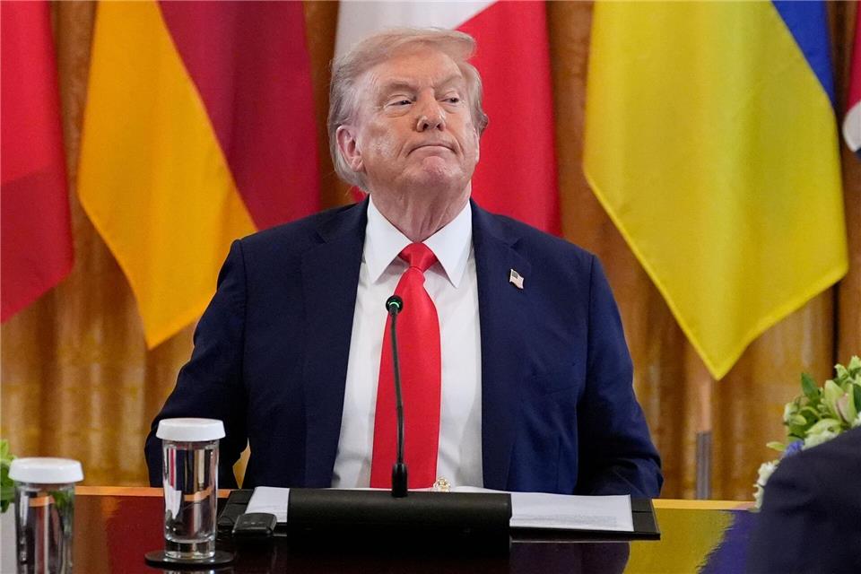 Der Ukraine-Gipfel wurde für ein Telefonat zwischen Trump und Putin unterbrochen.Alex Brandon/AP/dpa