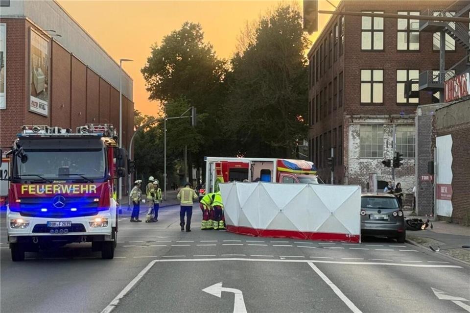 21-jähriger Bocholter nach Unfall gestorben Der Unfall auf der Industriestraße in Höhe des Textilwerkes in Bocholt endete tödlich.