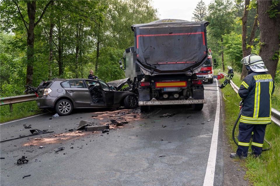 Der Unfall ereignete sich im Kreis Siegen-Wittgenstein.Kai Osthoff/dpa