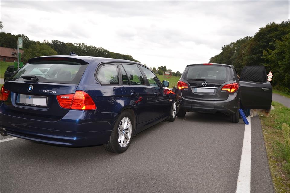 Der Unfall hat sich kurz vor der Kreisgrenze ereignet.