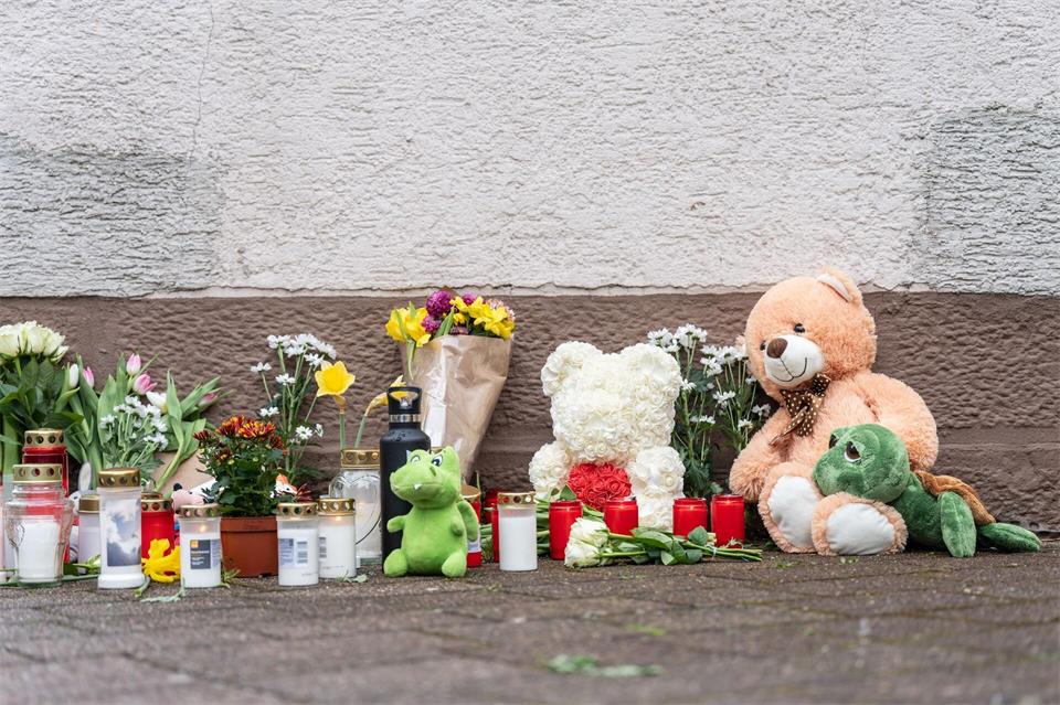 Der Unfall kostete einer Mutter und ihrem Kind das Leben. (Archivbild)Silas Stein/dpa