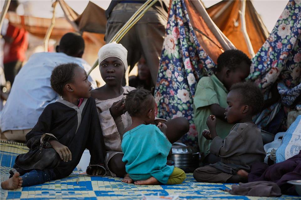 Der Unicef-Gesandte für den Sudan vergleicht die Lage in dem von Krieg zerstörten Land mit der in Ruanda in den 1990er Jahren. (Archivbild)Mohammed Jammal/UNICEF/AP/dpa