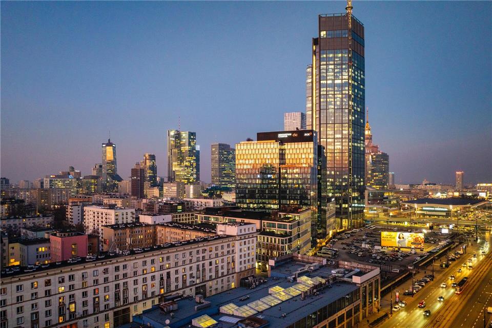 Der Varso Tower in Polen zählt mit 310 Metern zu den höchsten Bauwerken in Europa. Cezary Wars/polen.travel/dpa-tmn