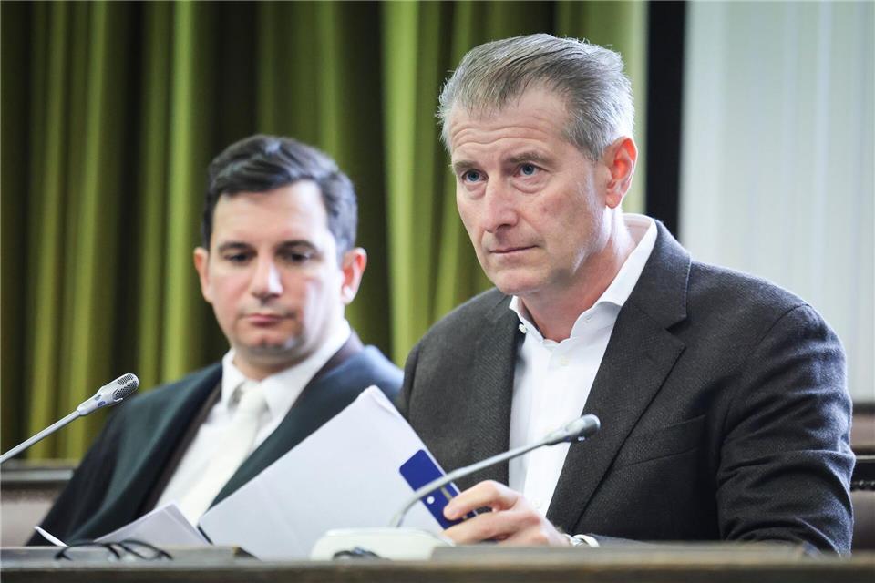 Der Vater schildert vor Gericht die Folgen der Entführung für seine Familie.Christian Charisius/dpa-Pool/dpa