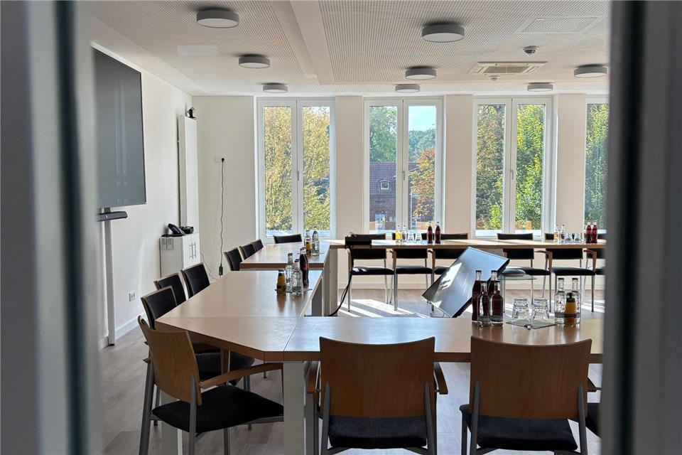 Der Velener Rat beschließt anders als andere Kommunen erst in diesem Jahr den Haushalt für das Jahr 2026. Grund dafür war die späte Bürgermeisterwahl im September und die vakante Kämmerer-Stelle.