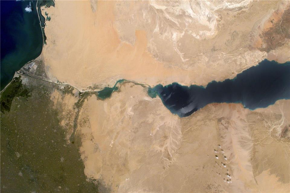 Der Verband Deutscher Reeder (VDR) fordert eine Verlängerung des militärischen Schutzes von Handelsschiffen im Nahen und Mittleren Osten durch die EU. (Archivbild)Fotoreport/dpa