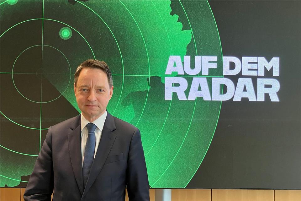 Der Verfassungsschutz NRW mit seinem Chef Jürgen Kayser stellt mehr politisch motivierte Straftaten fest. (Archivbild)Frank Christiansen/dpa