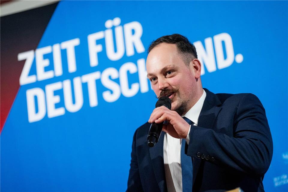 Der Verfassungsschutz stuft die AfD Brandenburg und ihre gerade neu gegründete Jugendorganisation im Land als rechtsextremistisch ein (Archivbild).Christophe Gateau/dpa