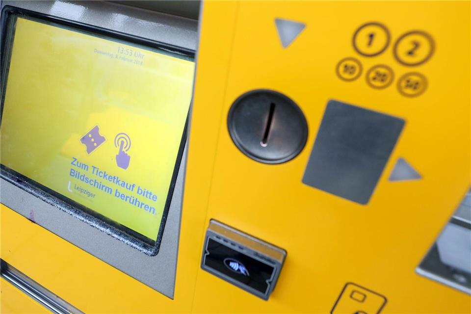 Der Verkehrsverbund MDV kündigt Preiserhöhungen ab August an. (Symbolbild)Jan Woitas/dpa-Zentralbild/dpa