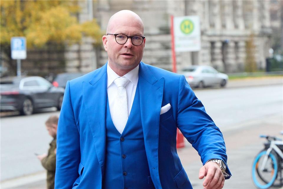 Der Verteidiger des israelischen Angeklagten, Sascha Böttner, sieht im Leiter der Sicherheitsfirma die zentrale Figur.Georg Wendt/dpa