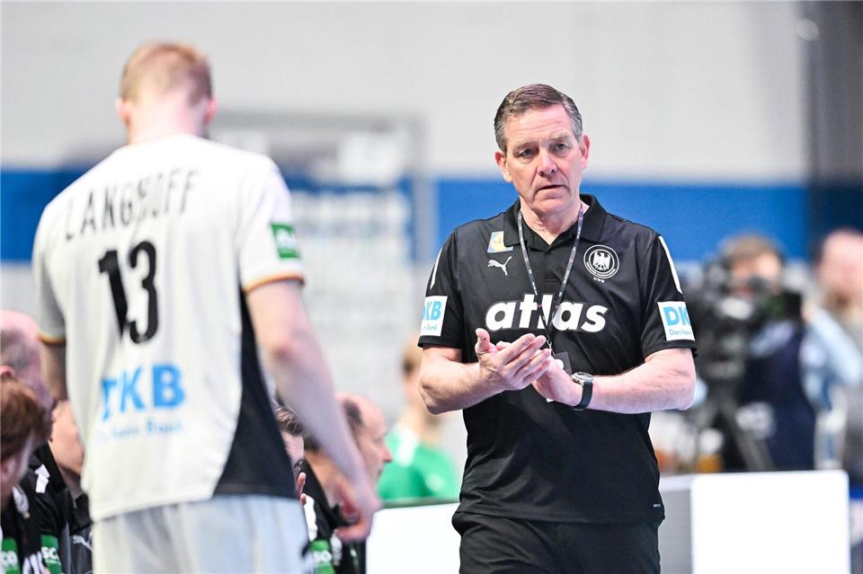 Der Vertrag von Bundestrainer Alfred Gislason läuft bis nach der Heim-WM.Sina Schuldt/dpa