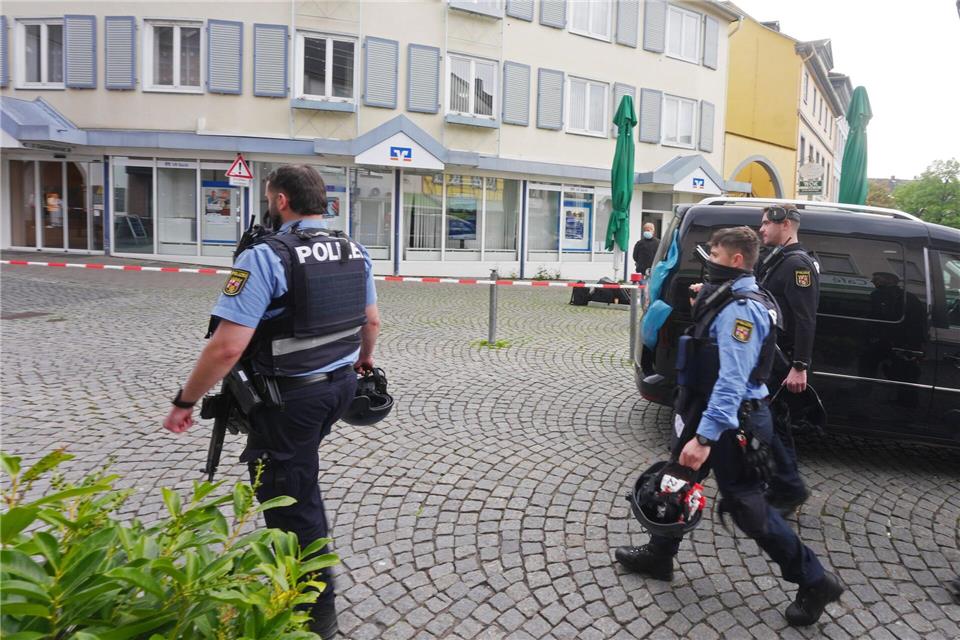 Der Vorfall löste einen Großeinsatz der Polizei aus.Thomas Frey/dpa
