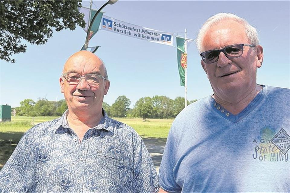 Der Vorsitzende der Holsterhausener Schützen, Ingolf Indenbirken, ärgert sich über die Vandalismusschäden, die Unbekannte rund um das Schützenfest angerichtete hatten.