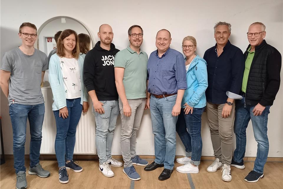 Der Vorstand der Musikkapelle Burlo (von links): Lars Reckert, Verena Eckers, Pascal Schlottbom, Jens Krämer, Michael Kruse, Jessica Kretschmer, Richard Kretschmer und Norbert Hellmann.