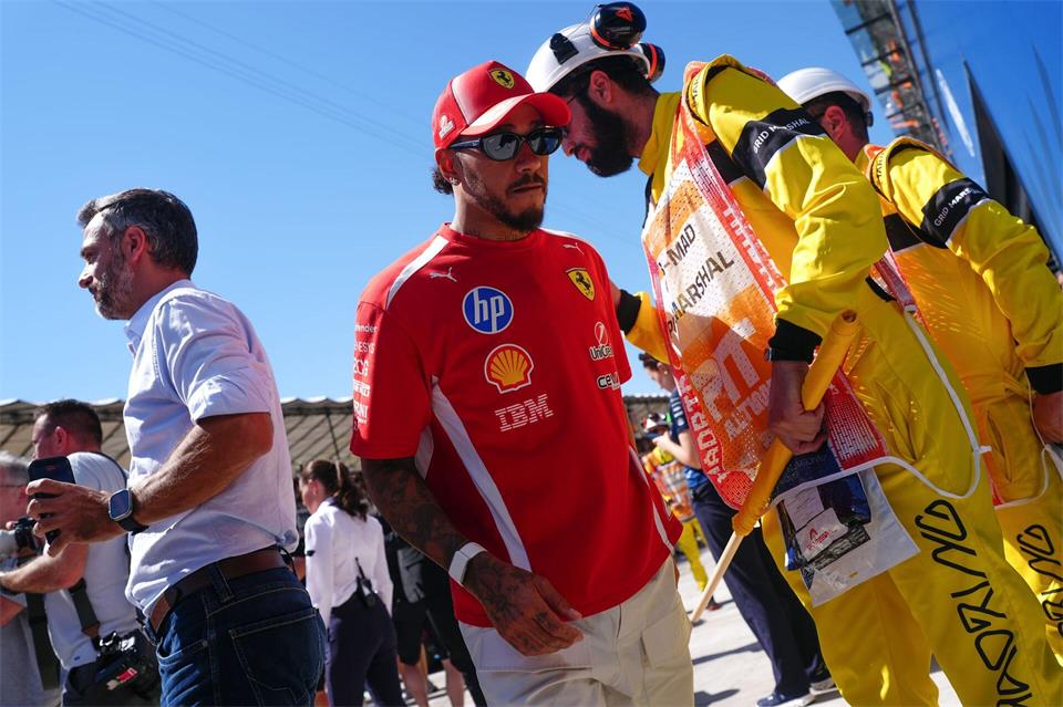 Der WM-Kampf für Lewis Hamilton - abgehakt. David Davies/PA Wire/dpa