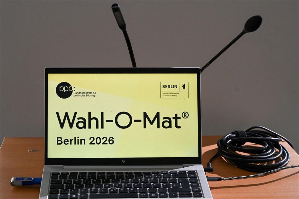 Der Wahl-O-Mat zur Berliner Abgeordnetenhauswahl ist onlineJens Kalaene/dpa