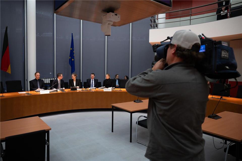 Der Wahlprüfungsausschuss tagte in Berlin.Sebastian Christoph Gollnow/dpa