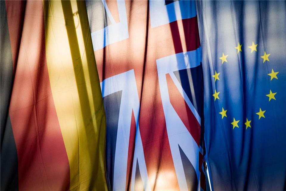 Der Warenwert der Einfuhren aus Großbritannien nach Sachsen-Anhalt legte nach dem Brexit zu - dank Erdöl und Erdgas. (Symbolbild)Frank Rumpenhorst/dpa