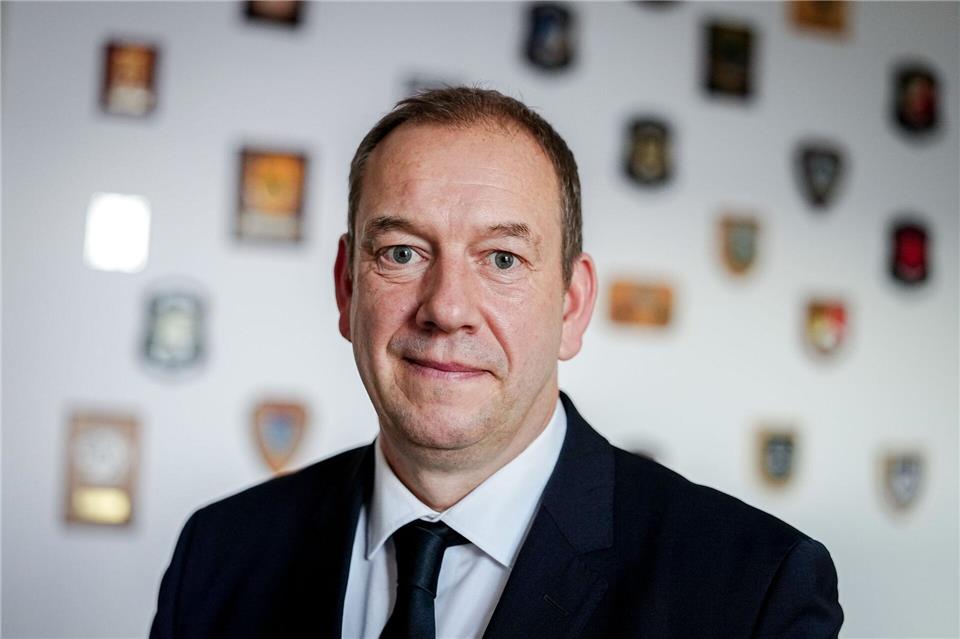 Der Wehrbeauftragte Henning Otte stellt eine geänderte Einstellung der Gesellschaft zur Bundeswehr fest. Kay Nietfeld/dpa