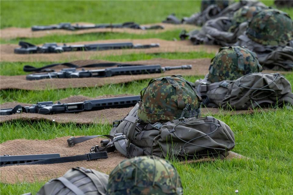 Der Wehrbeauftragte Henning Otte stellt eine geänderte Einstellung der Gesellschaft zur Bundeswehr fest. Stefan Sauer/dpa