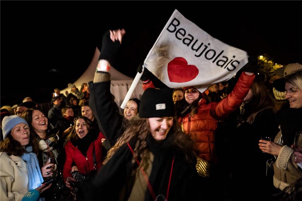 Der Weinkonsum in Frankreich sinkt, die Begeisterung für den Beaujolais aber ist ungebrochen.Arnaud Finistre/AFP/dpa