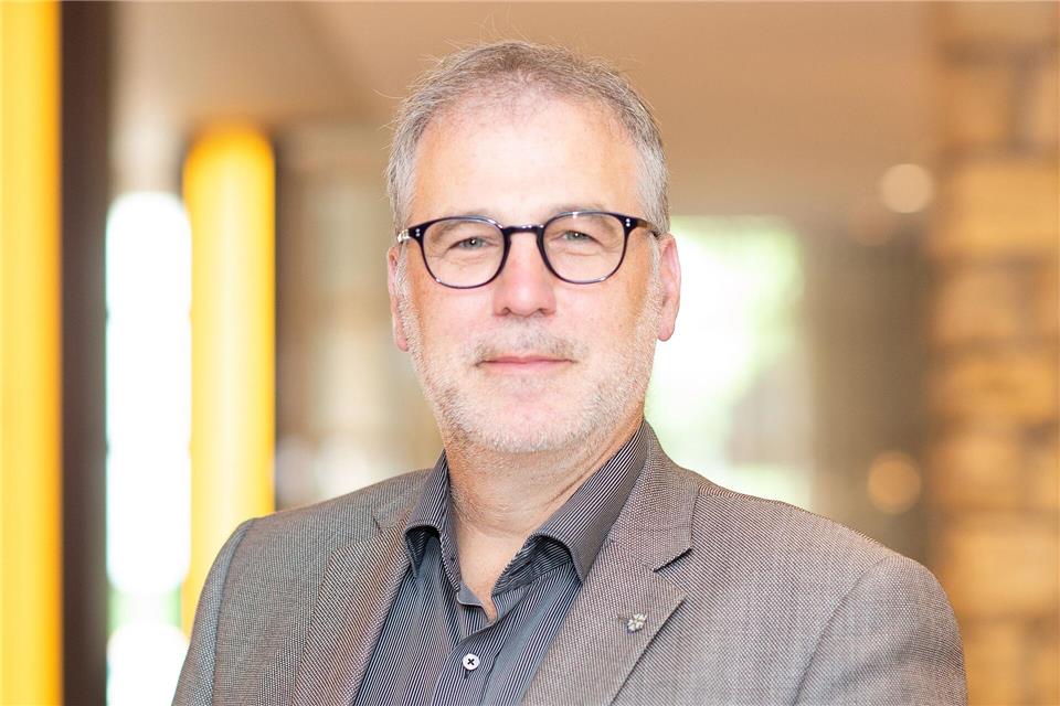 Der Wiesbadener Hausarzt Christian Sommerbrodt warnt vor einem Ansturm auf die Arztpraxen.Handout/Hausärzteverband Hessen/dpa