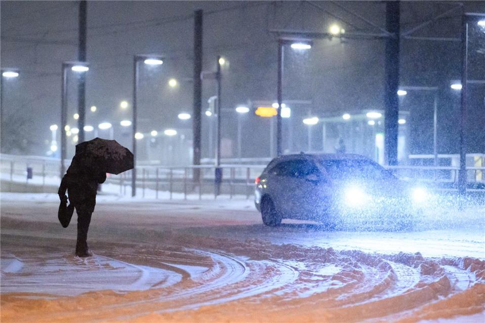 Der Winter hat Niedersachsen wieder im Griff.Julian Stratenschulte/dpa