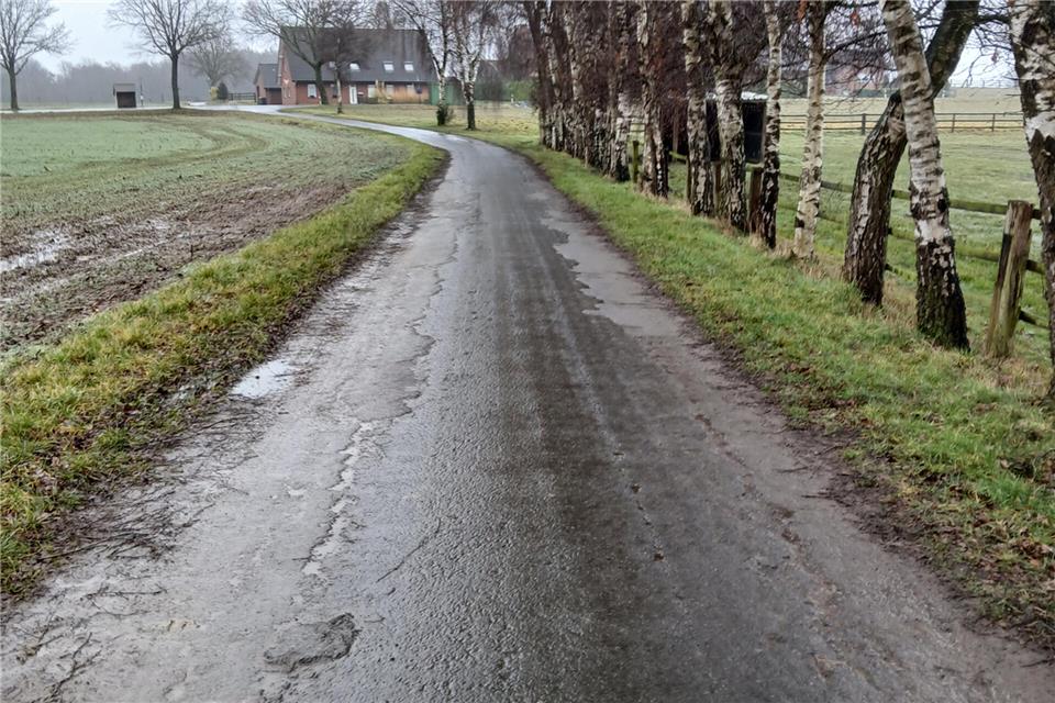 Der Wirtschaftsweg Weskerhok, der bereits auf 1,2 Kilometer Länge saniert worden ist, soll auf einem weiteren Abschnitt saniert werden.