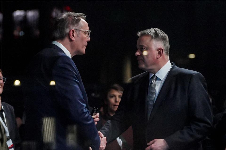 Der alte und der voraussichtlich neue Ministerpräsident von Rheinland-Pfalz wollen über eine große Koalition sprechen. Andreas Arnold/dpa