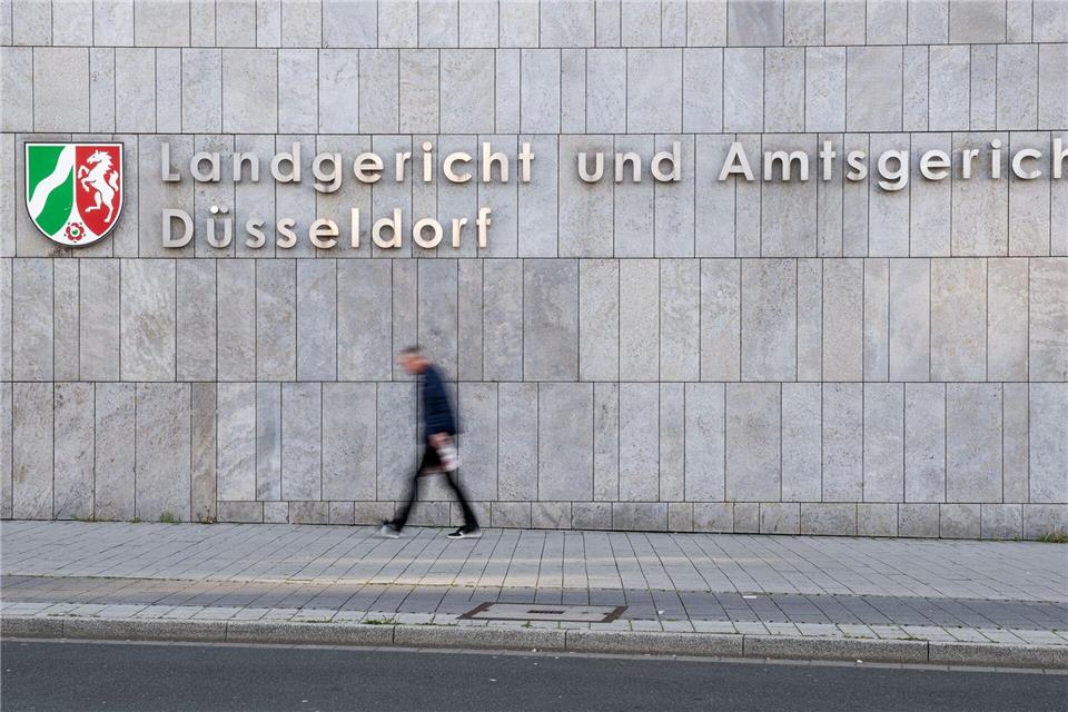 Der aus dem Düsseldorfer Amtsgericht geflüchtete Verbrecher ist wieder gefasst. (Archivbild)Marius Becker/dpa