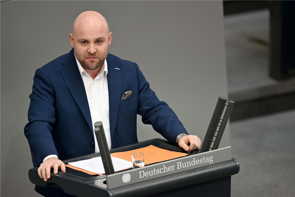 Der außenpolitische Sprecher der AfD-Bundestagsfraktion hat nach eigenen Angaben noch nicht über eine Teilnahme am Wirtschaftsforum in St. Petersburg entschieden. (Archivbild)Markus Lenhardt/dpa
