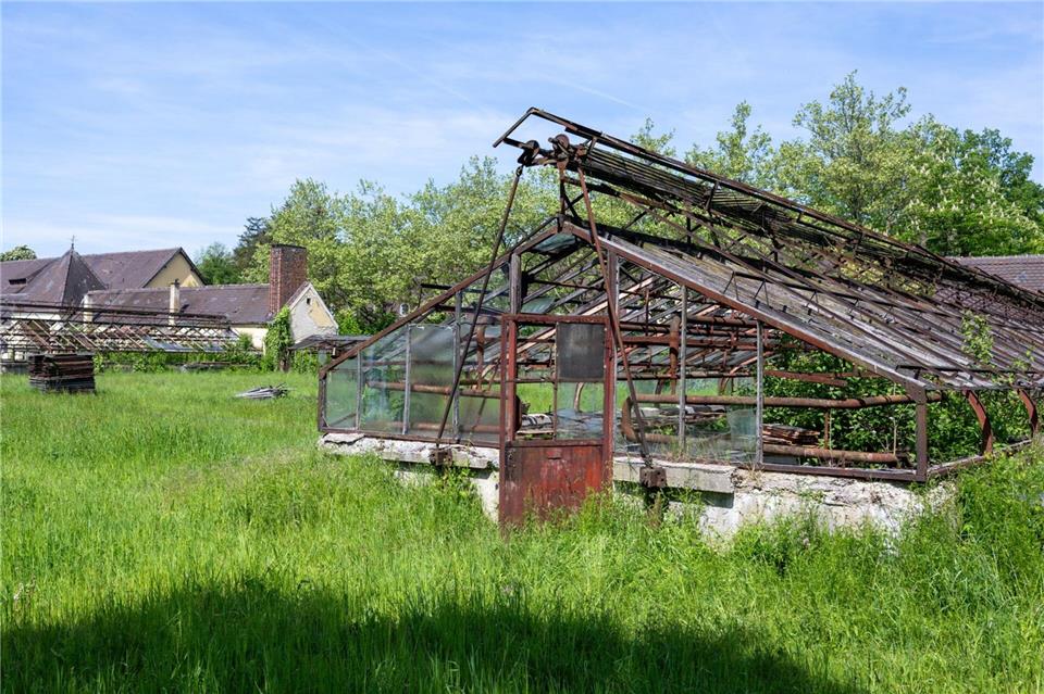 Der berüchtigte „Kräutergarten“ auf dem Gelände des ehemaligen Konzentrationslagers Dachau soll zu einer Gedenkstätte werden. (Archivbild)Stefan Puchner/dpa