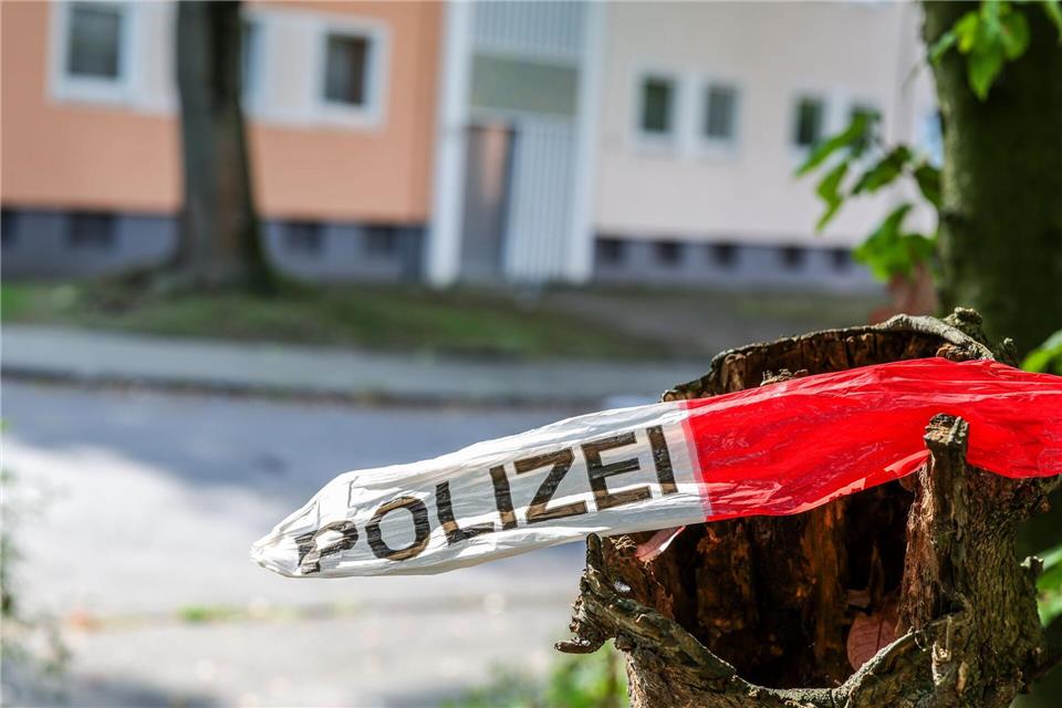 Der blutigen Eskalation soll ein länger schwelender Konflikt innerhalb einer Familie vorausgegangen sein.Christoph Reichwein/dpa