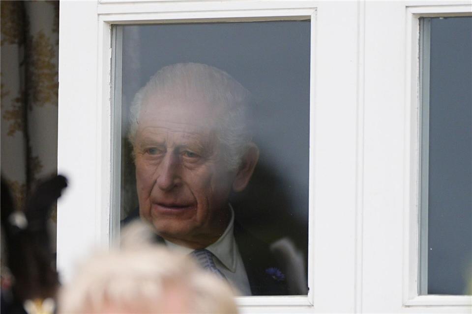 Der britische König Charles III. und seine Frau Camilla sind nach eigenen Angaben zutiefst schockiert und betrübt über den Angriff vor einer Synagoge in Manchester. (Archivbild)Aaron Chown/Pool PA/dpa