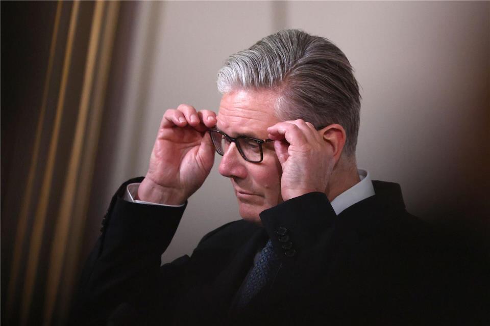 Der britische Premier steckt in der bisher schwersten Krise seiner Amtszeit.Tom Nicholson/Pool Getty Images/PA Wire/dpa