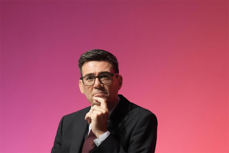 Der britische Premierminister Andy Burnham steuert auf einen deutlich pro-europäischeren Kurs zu. (Archivbild)Stefan Rousseau/PA Wire/dpa