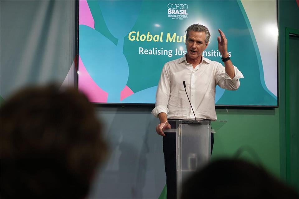 Der demokratische Politiker Gavin Newsom will Hoffnung auf der Weltklimakonferenz verbreiten.Larissa Schwedes/dpa