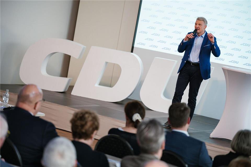 Der demokratische Rechtsstaat beruhe darauf, dass die Bürger und Bürgerinnen ihm vertrauten und hinter ihm stünden, so CDU-Landeschef Toscani. (Archivbild)Oliver Dietze/dpa