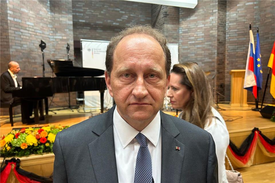 Der deutsche Botschafter in Moskau, Alexander Graf Lambsdorff, folgt einer Einbestellung ins russische Außenministerium. (Archivbild)Ulf Mauder/dpa