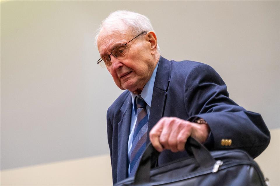 Der ehemalige CSU-Bundestagsabgeordnete Eduard Lintner betonte zuletzt, er halte sein Vorgehen für üblichen Lobbyismus. (Archivbild)Leonie Asendorpf/dpa