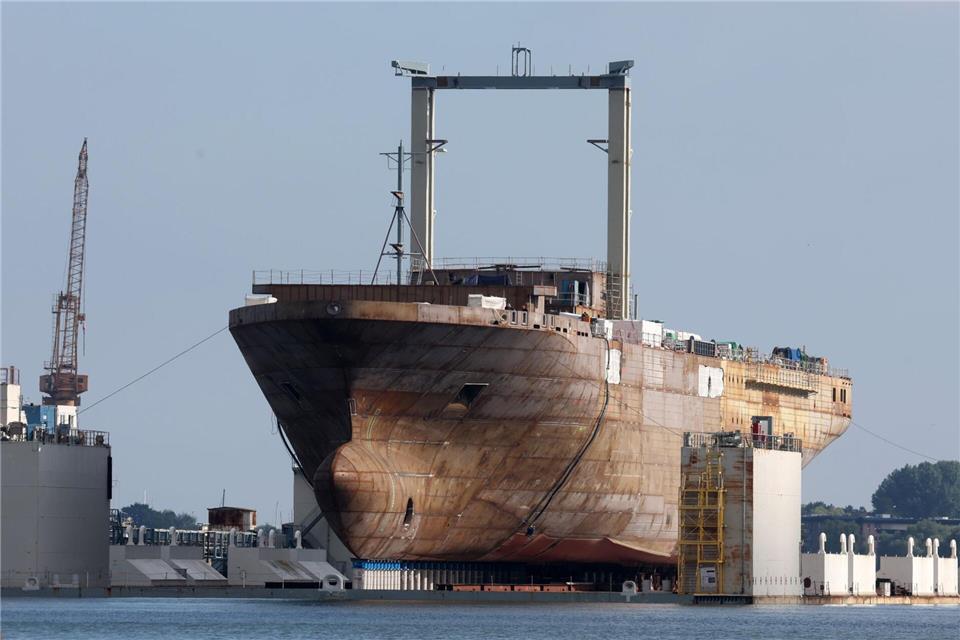 Der erste Flottentanker wurde 2023 auf Kiel gelegt. (Archivbild)Bernd Wüstneck/dpa