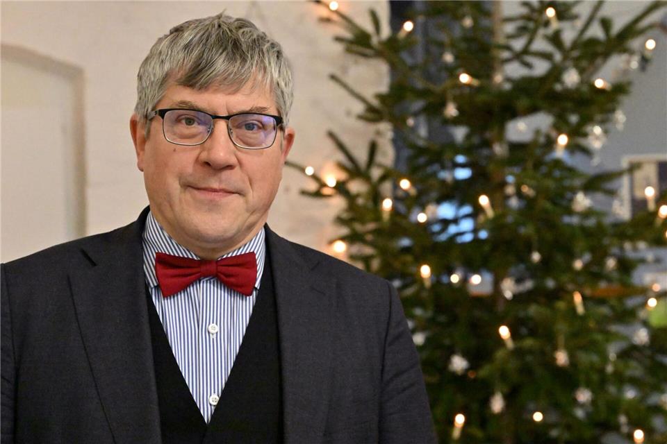 Der evangelische Landesbischof Friedrich Kramer appellierte, sich für den Frieden einzusetzen. (Archivbild) Martin Schutt/dpa