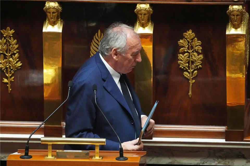Frankreichs Regierung stürzt bei Vertrauensfrage Der französische Premier Bayrou scheitert bei der Abstimmung in der Nationalversammlung.Christophe Ena/AP/dpa